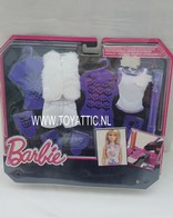 318 - Barbie playline fashion