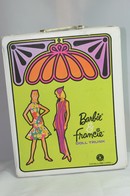 007 - Barbie vintage carry cases