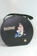 010 - Barbie vintage carry cases