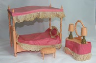 018 - Barbie vintage furniture