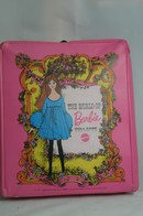 031 - Barbie vintage carry cases