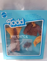 043 - Tutti  / Todd fashion