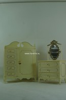 048 - Barbie vintage furniture