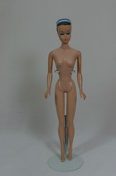 062 - Barbie doll